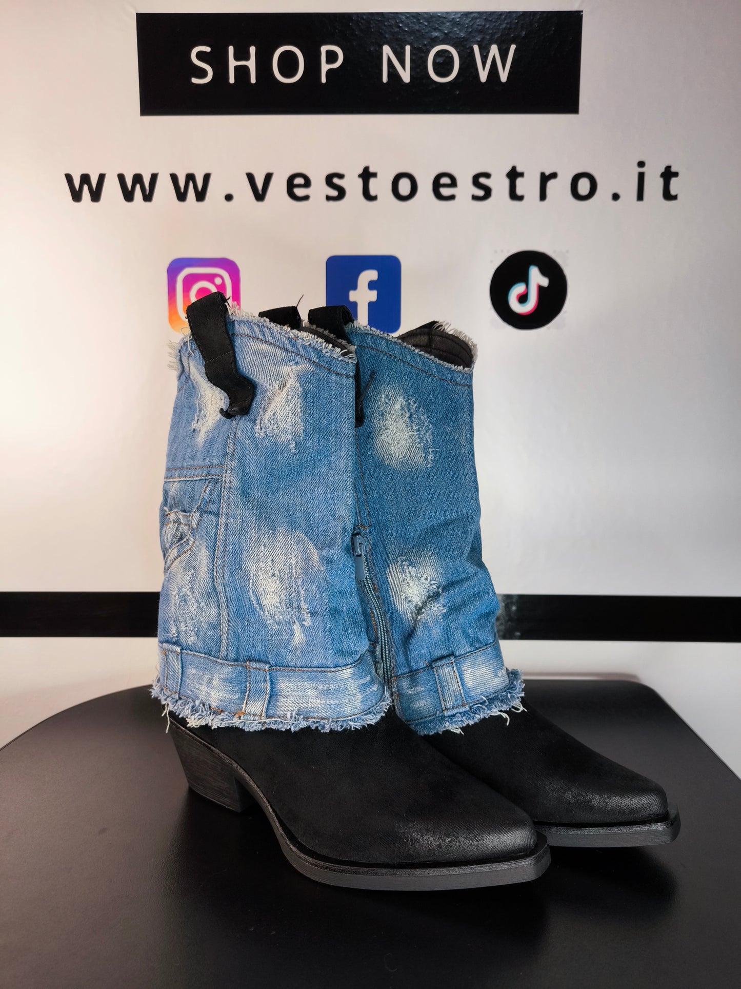 Texano scamosciato con denim