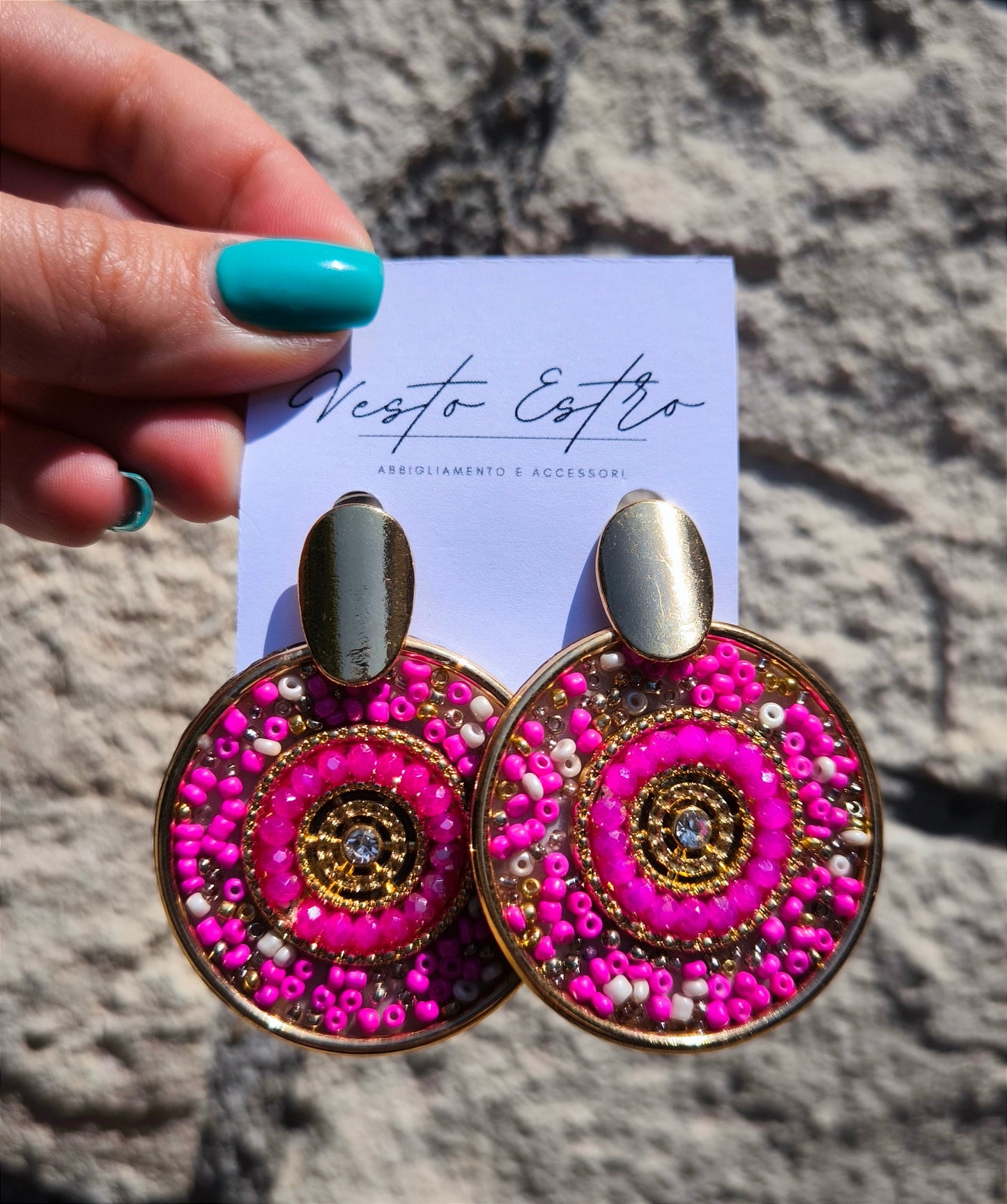 Orecchini rotondi con perline