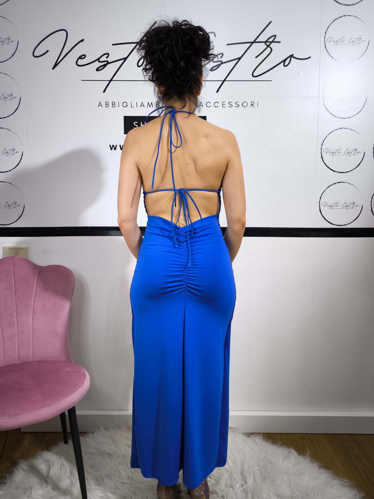 Abito sirena stellata – Vestito lungo con strass e schiena scoperta blu elettrico