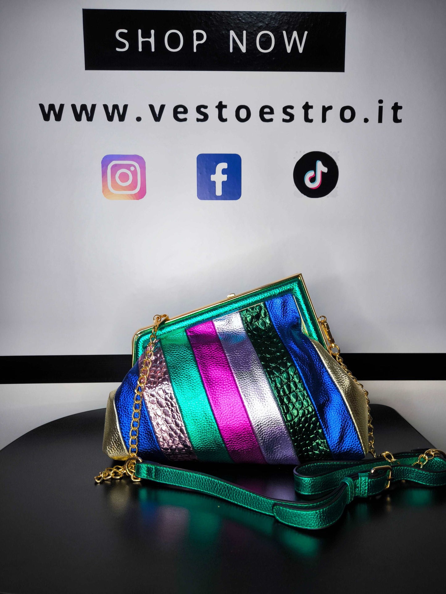 Clutch multicolor con tracolla - verde
