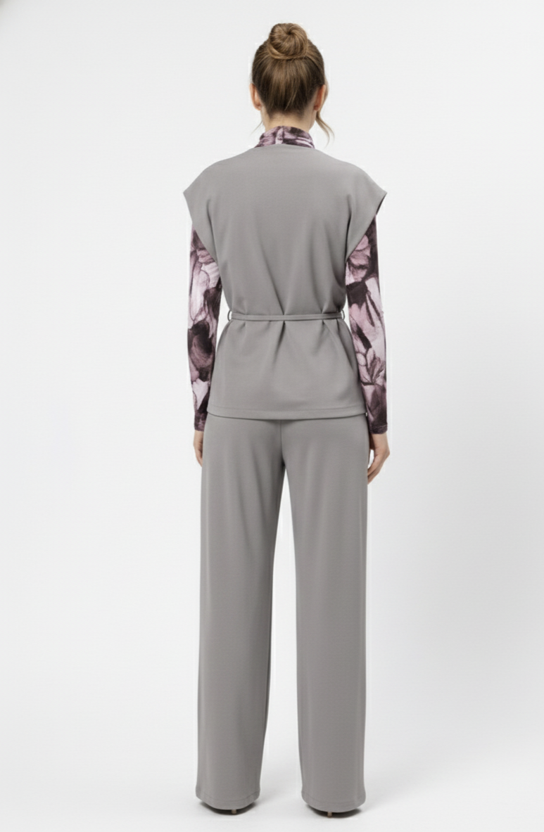 Completo donna elegante grigio con gilet e pantalone palazzo