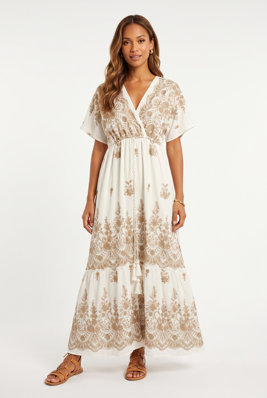 Abito lungo boho chic ricamato in viscosa e lino dettaglio scollo a V