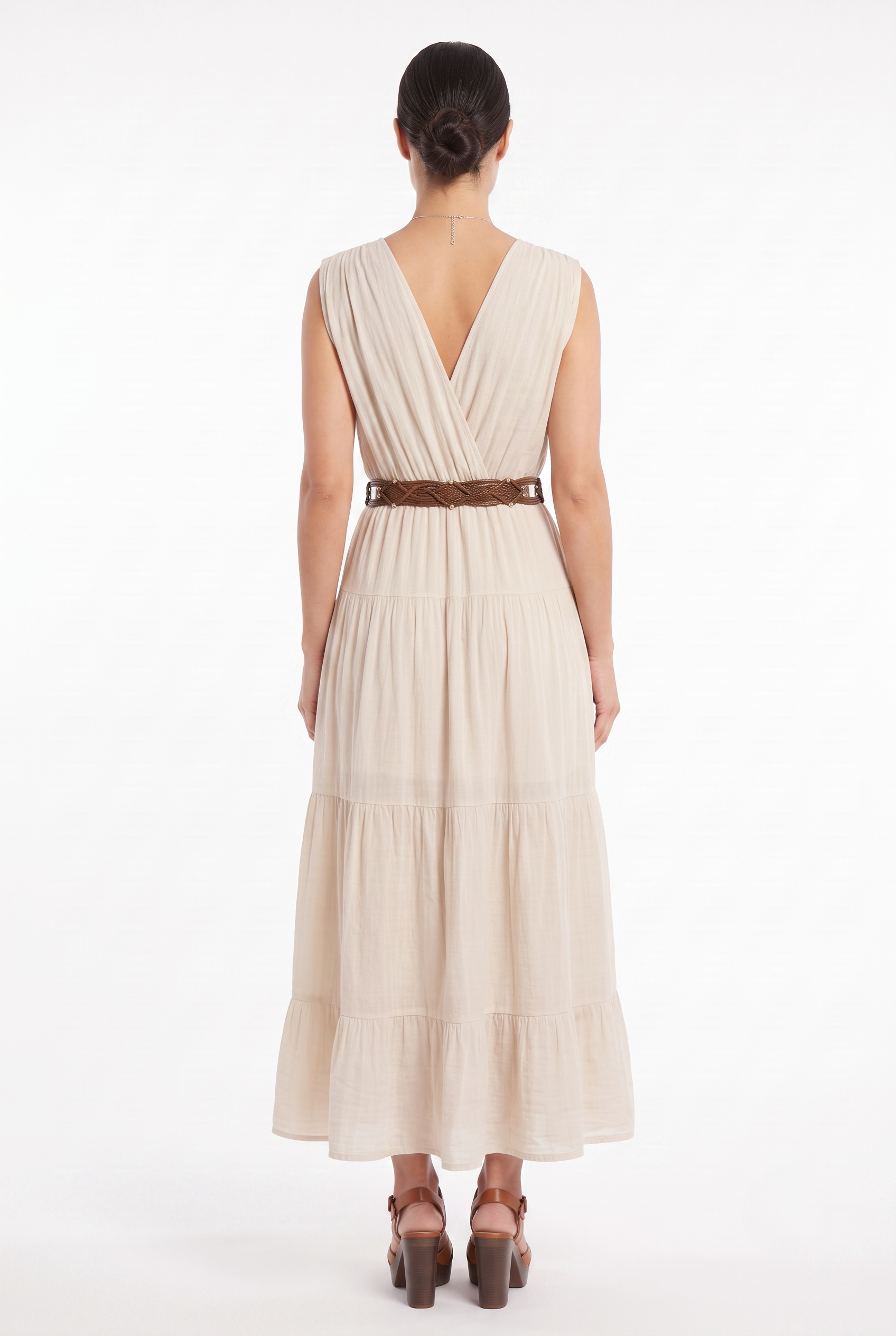 Abito lungo beige donna in cotone con scollo a V incrociato sulla schiena