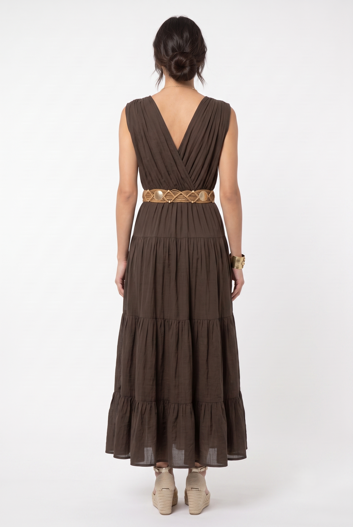 Abito lungo marrone donna 100% cotone a balze con cintura in vita vista frontale