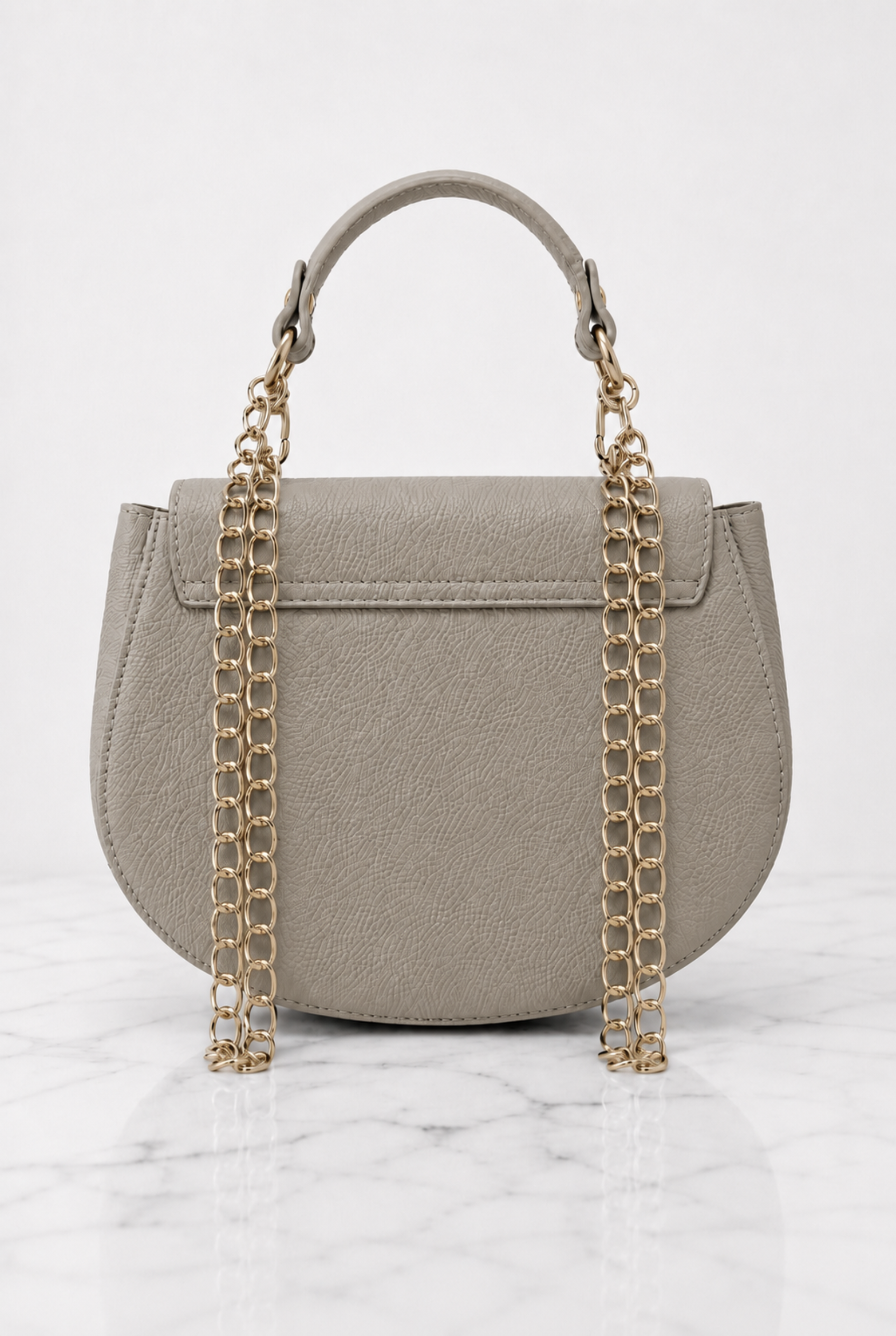 Retro della borsa in vera pelle grigio tortora con catena