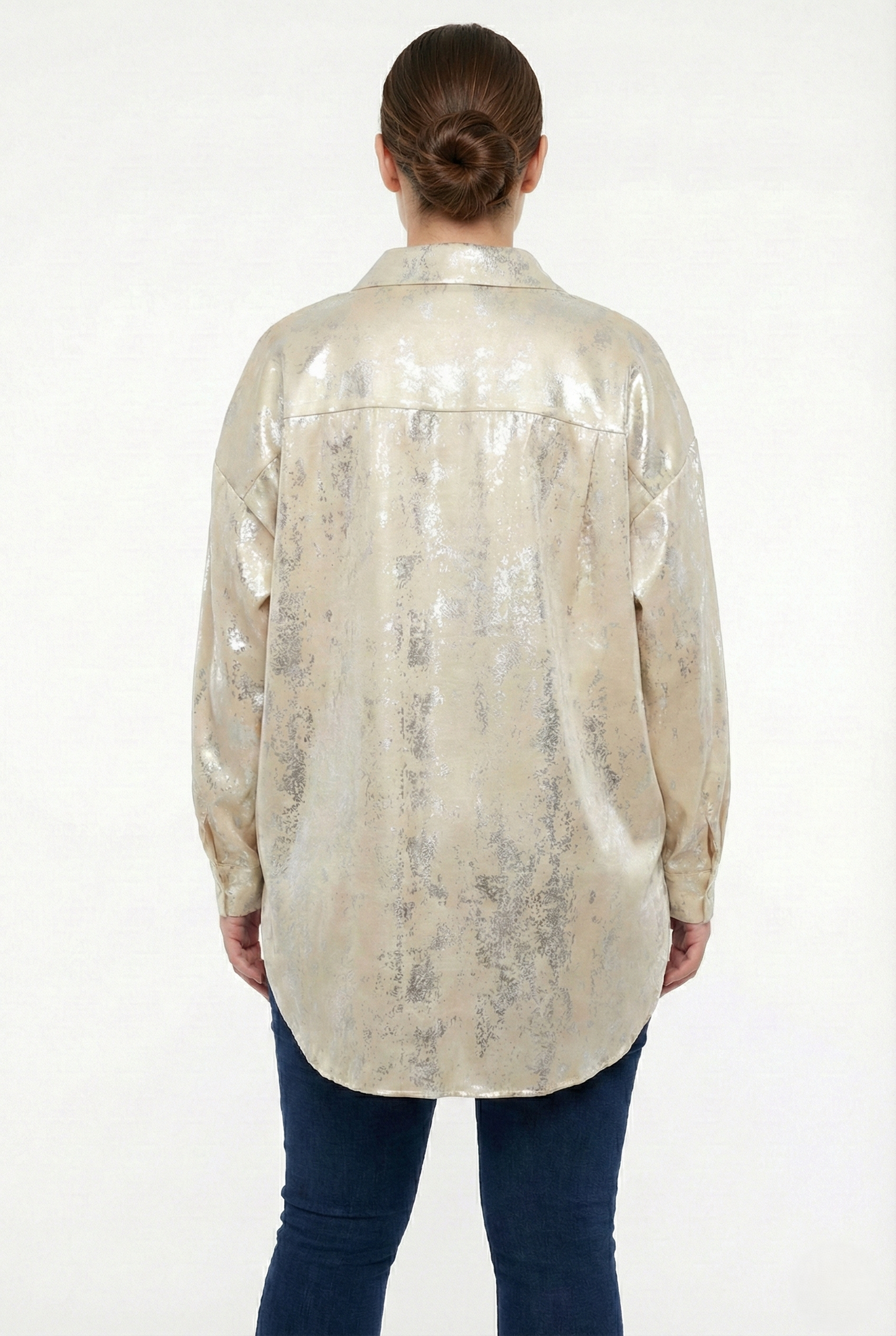 Camicia oversize donna avorio effetto laminato con vestibilità ampia