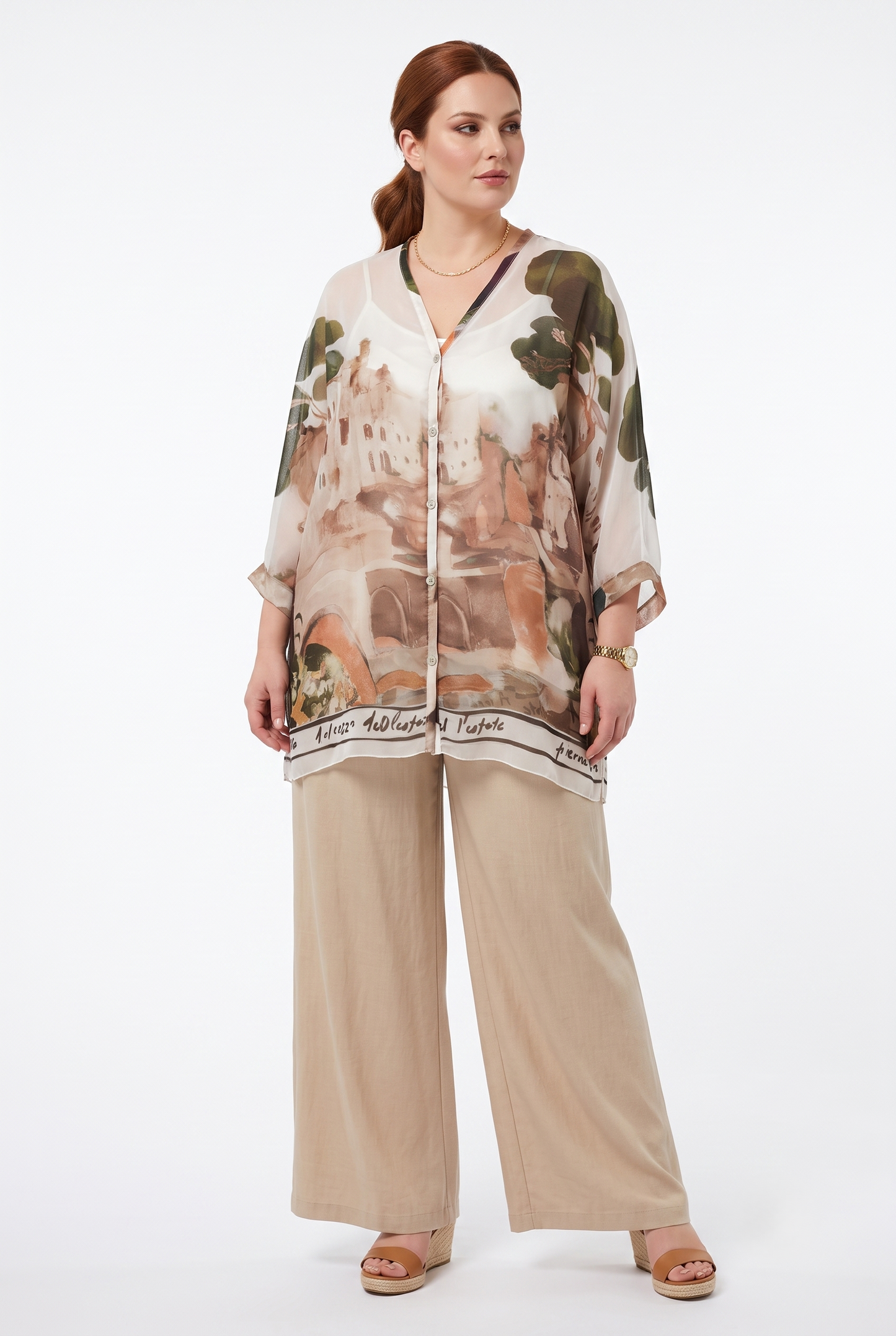 Completo donna curvy beige con canottiera e camicia