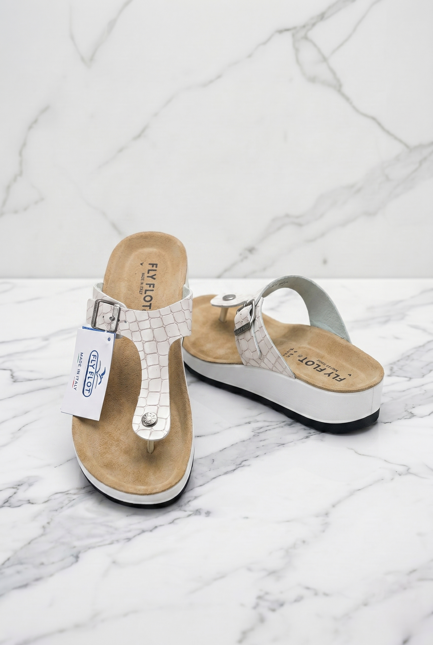 Sandali Fly Flot da donna in vera pelle avorio effetto cocco con fibbia regolabile e zeppa comoda alta 4,5 cm