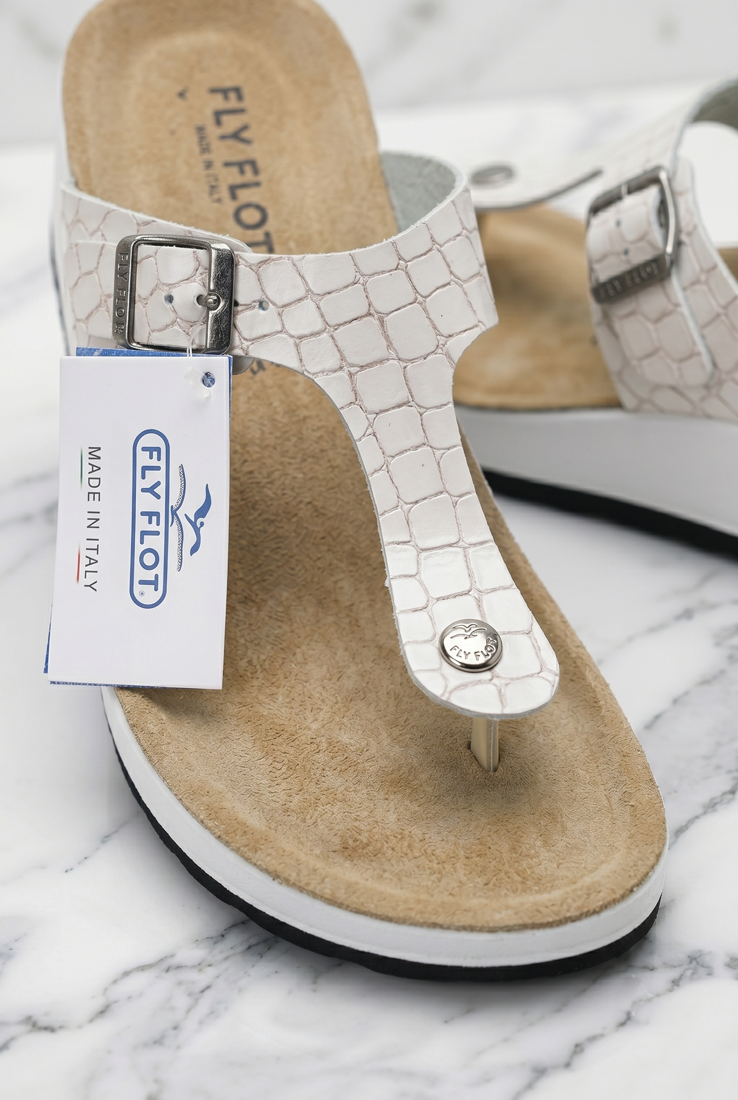 Sandali Fly Flot da donna in vera pelle avorio effetto cocco con fibbia regolabile e zeppa comoda alta 4,5 cm