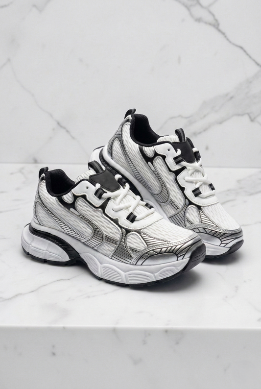 Sneakers chunky da donna bianche e nere con suola spessa streetwear