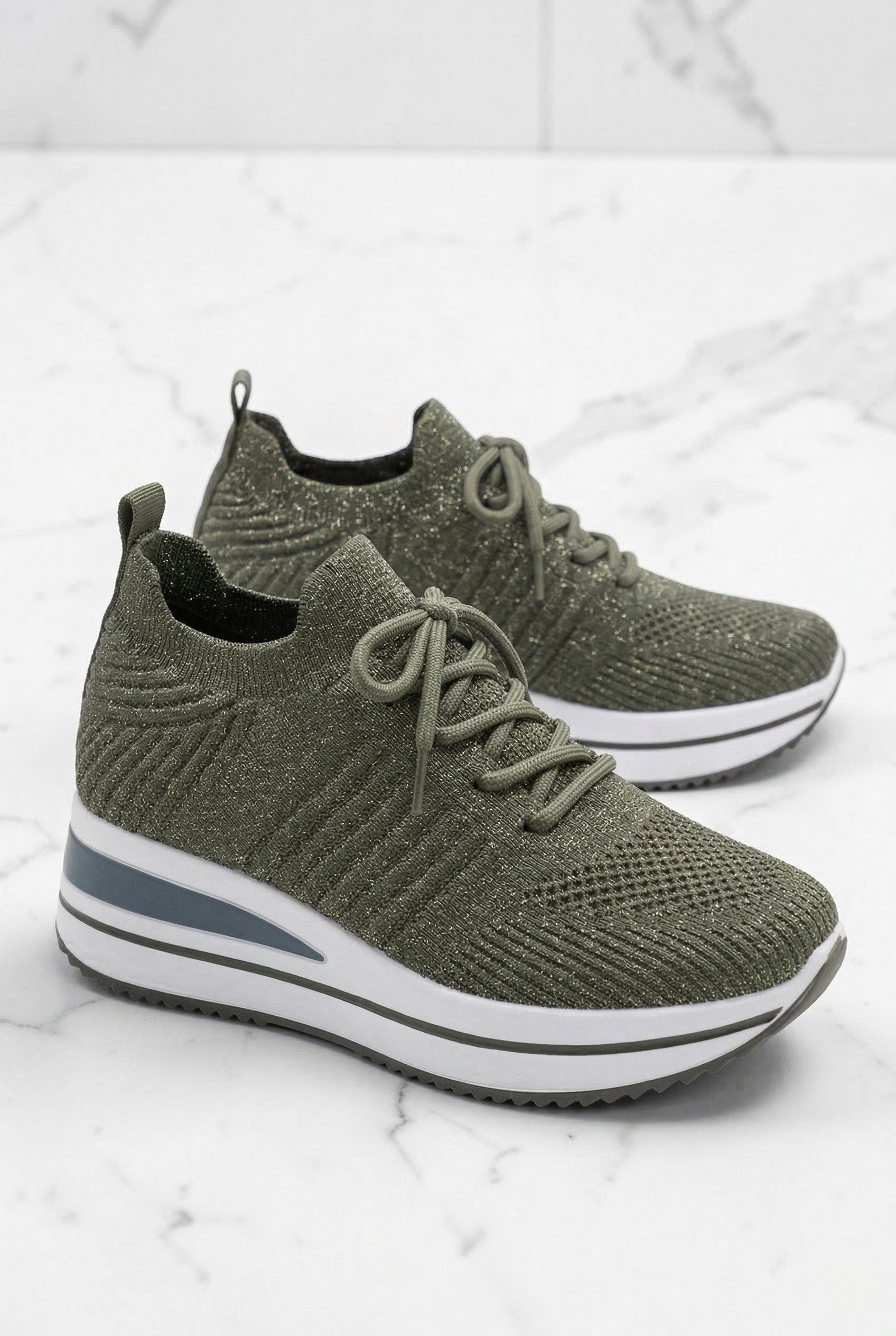 Scarpe verde militare con zeppa comode donna ideali per camminare