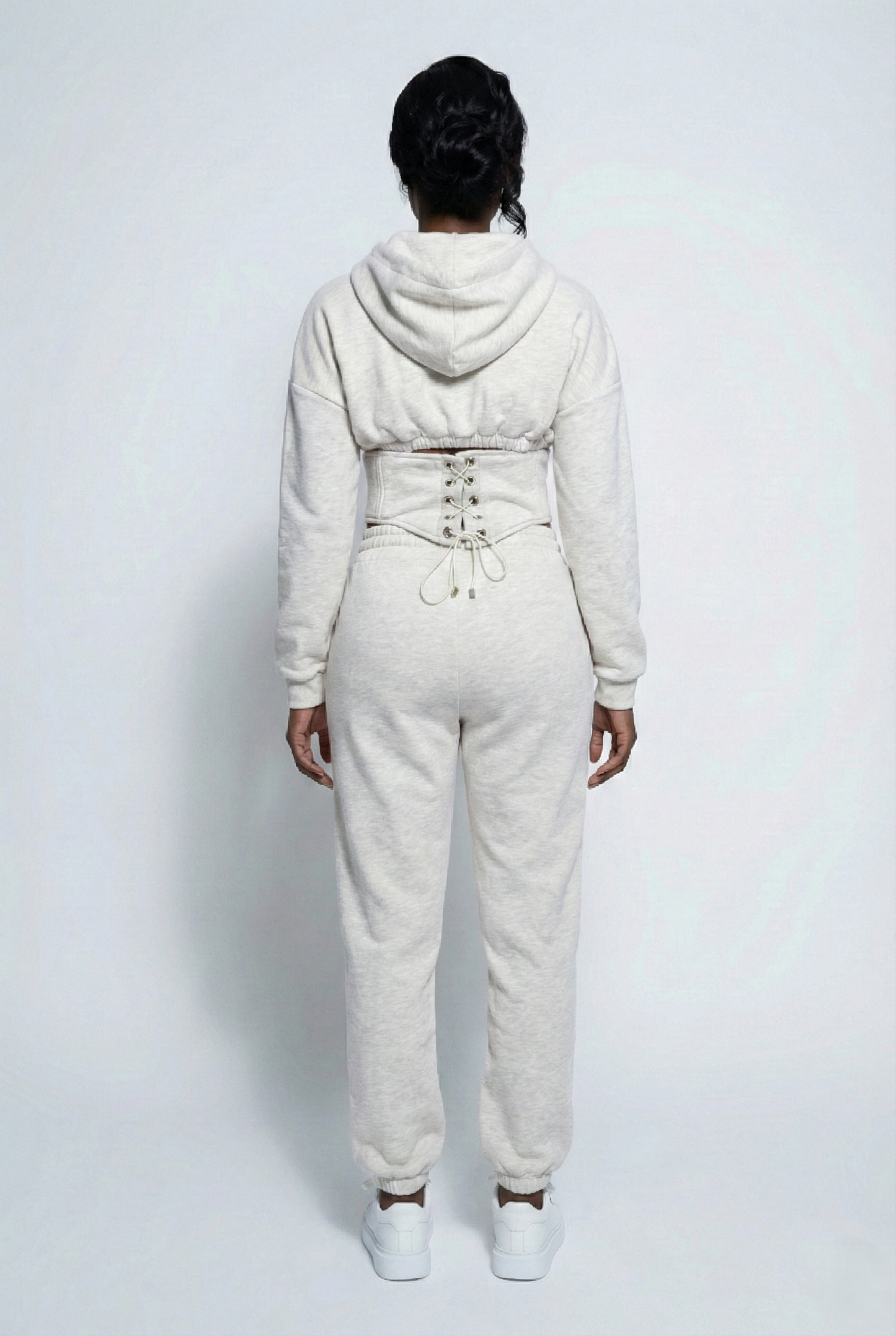 Tuta donna sportiva con felpa e pantalone jogger