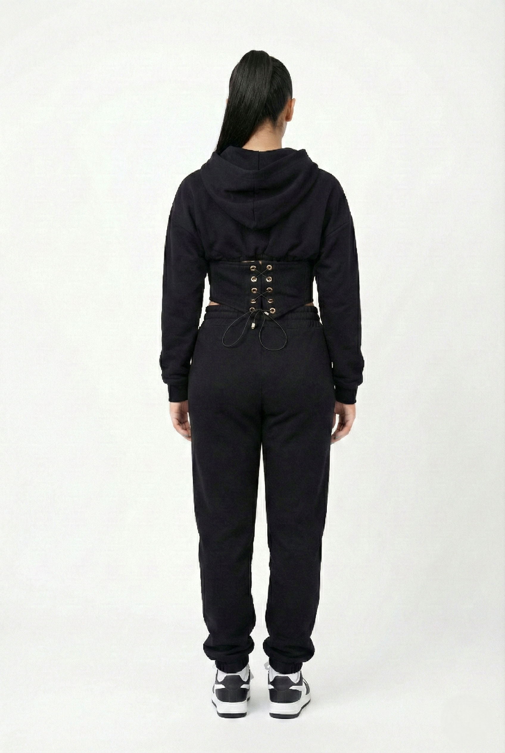 Tuta nera donna sportiva con felpa e pantalone jogger